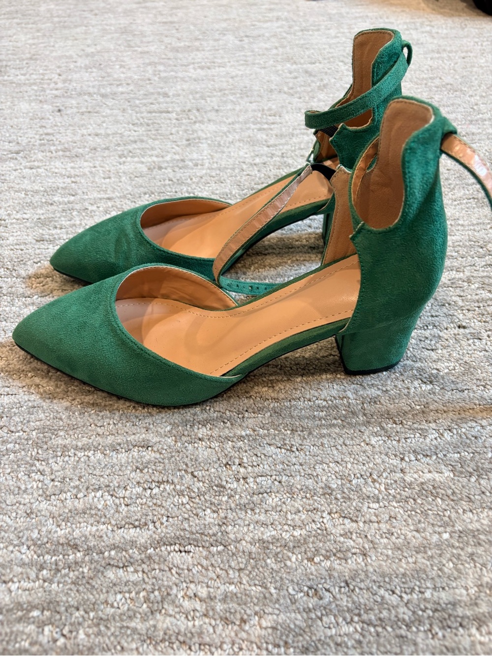 Emerald Green Suede Like Pointed Toe Ankle Strap Heels Size 40 - Picture 4 of 9